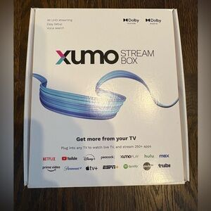 NWT Xumo Stream Box with Voice Remote